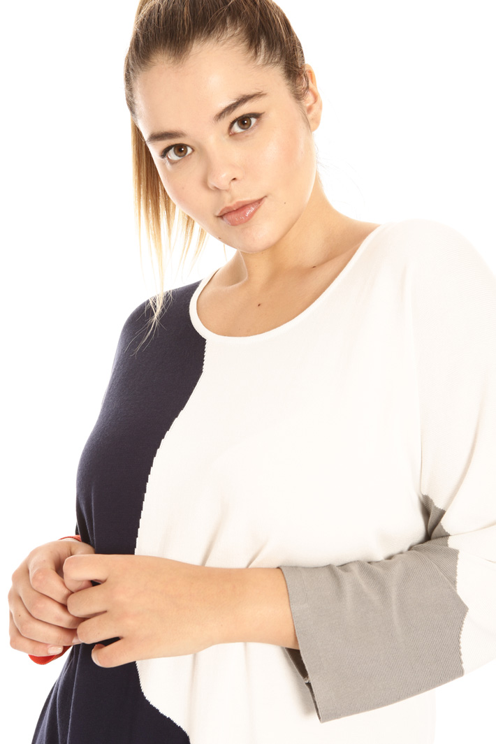 Stretch viscose sweater Intrend Stretch viscose sweater Intrend