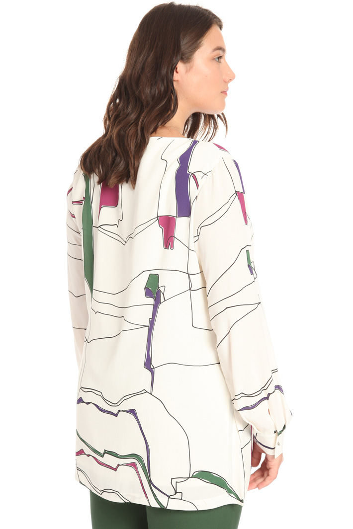 Printed viscose tunic
Intrend Printed viscose tunic
Intrend