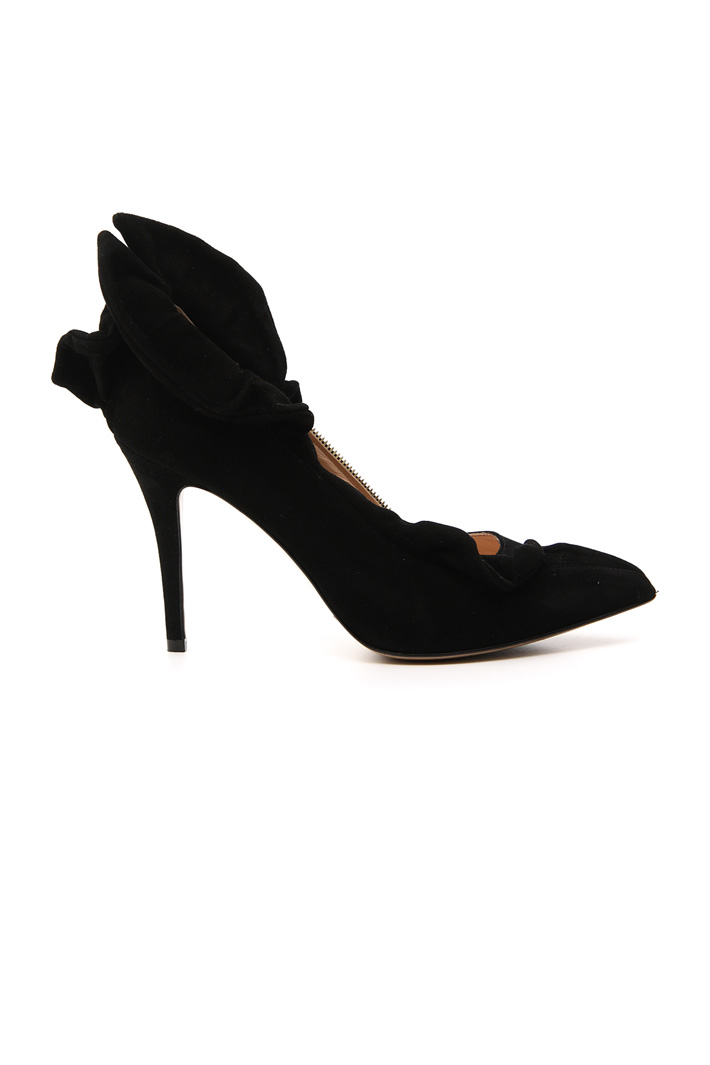 Décolleté in suede with rouches
Intrend Décolleté in suede with rouches
Intrend