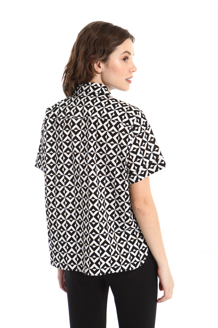 Pure cotton short sleeve shirt Intrend Pure cotton short sleeve shirt Intrend