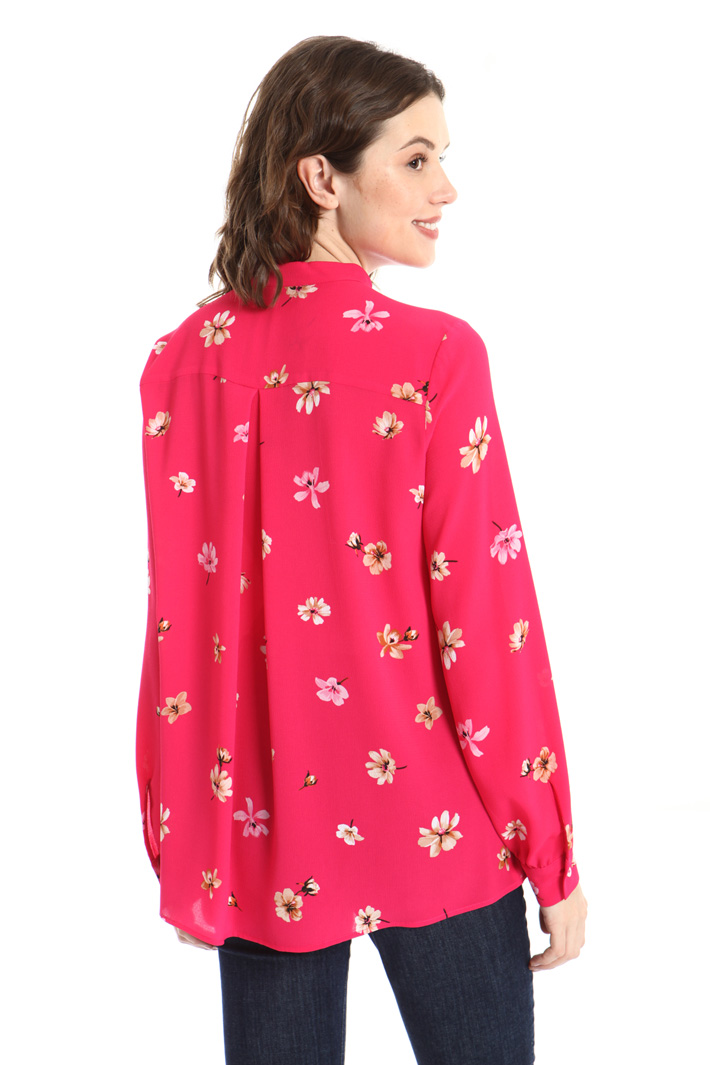 Printed crepe shirt Intrend Printed crepe shirt Intrend