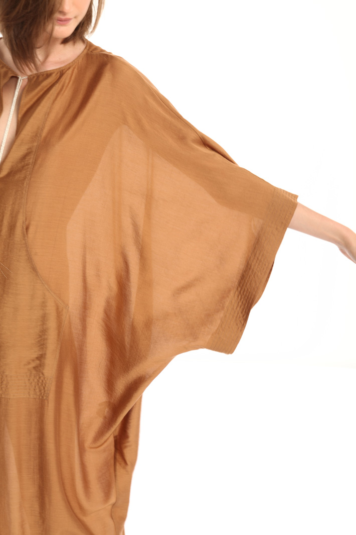 Loose fit silk blend tunic Intrend Loose fit silk blend tunic Intrend