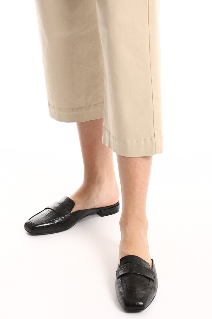 Crocodile print sabot shoes Intrend Crocodile print sabot shoes Intrend