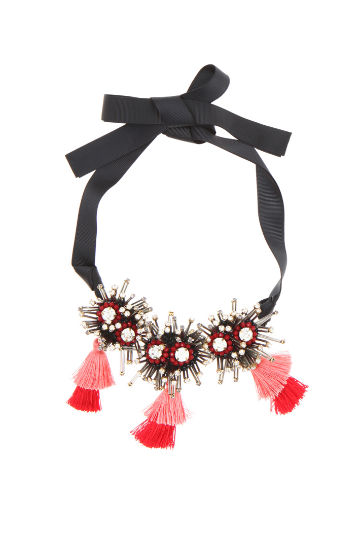 Crewneck necklace with rhinestones
Intrend Crewneck necklace with rhinestones
Intrend
