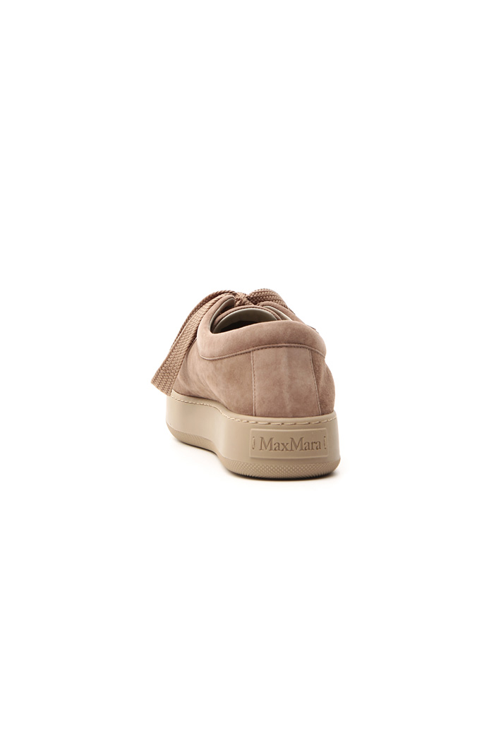 Suede sneakers
Intrend Suede sneakers
Intrend