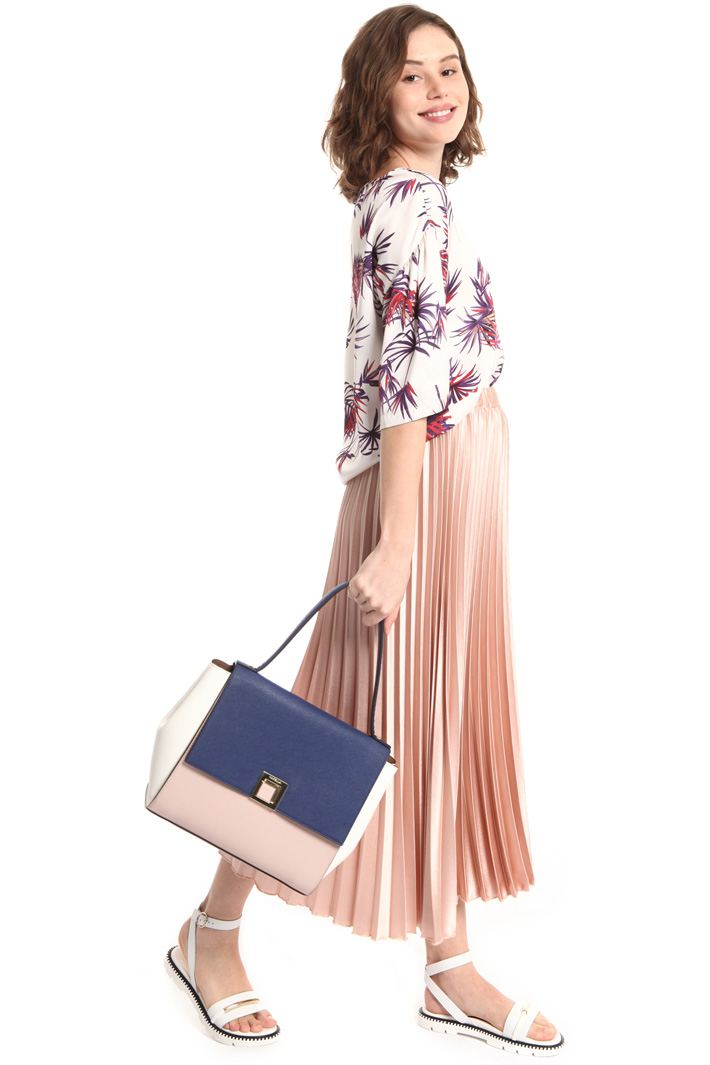 Pleated satin skirt Intrend Pleated satin skirt Intrend