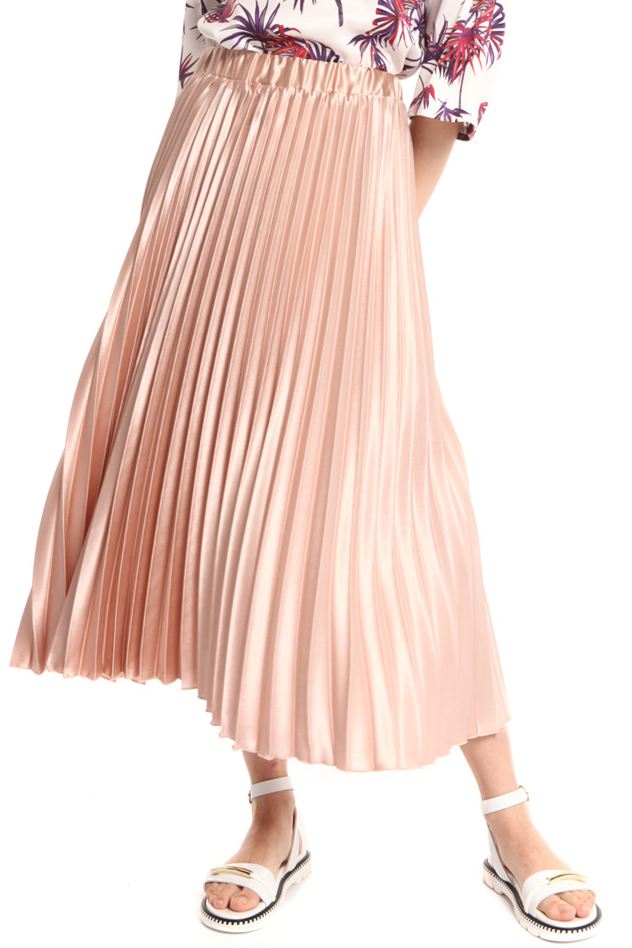 Pleated satin skirt Intrend Pleated satin skirt Intrend