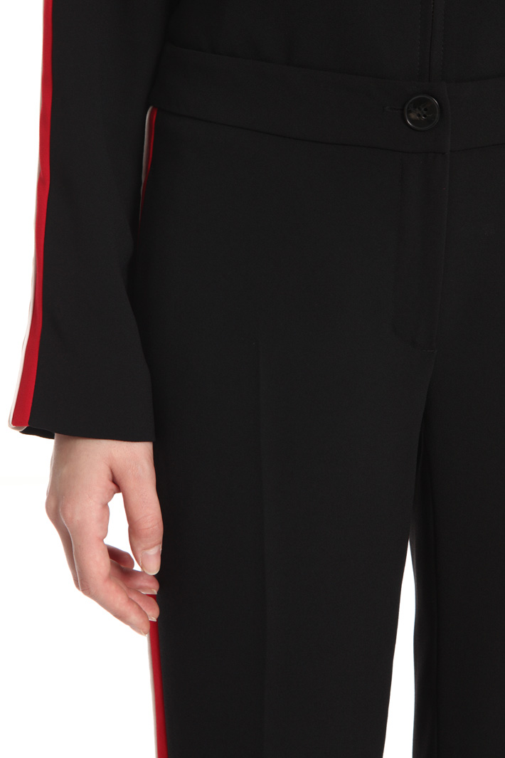 Contrasting band trousers Intrend Contrasting band trousers Intrend