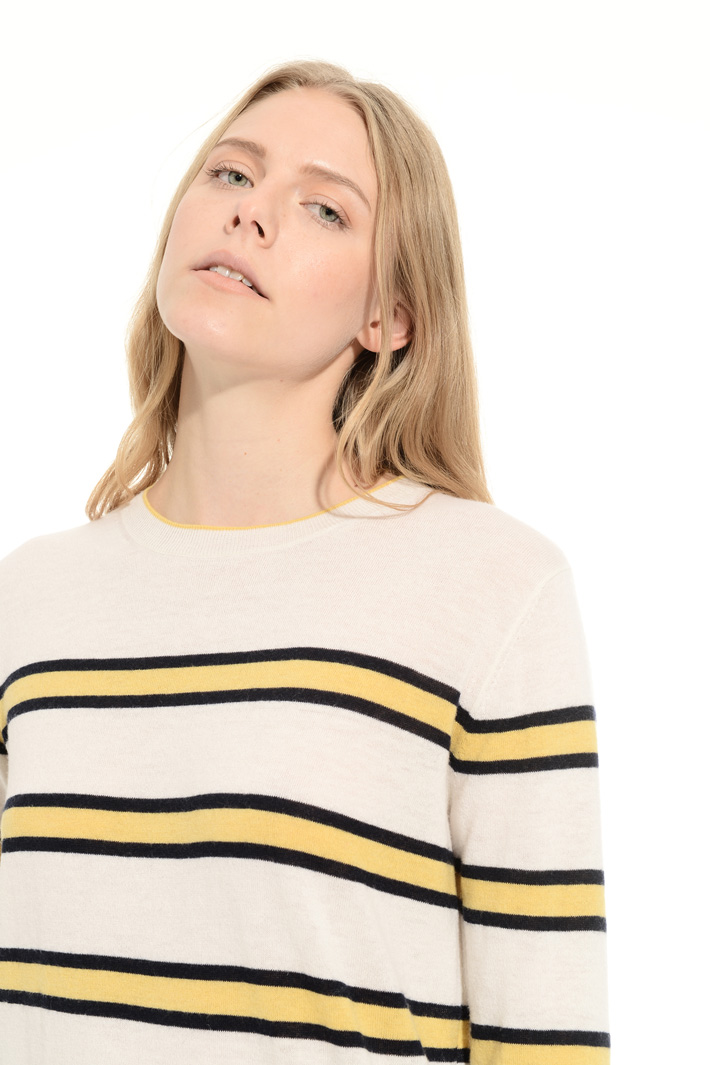 Wool and cashmere sweater Intrend Wool and cashmere sweater Intrend