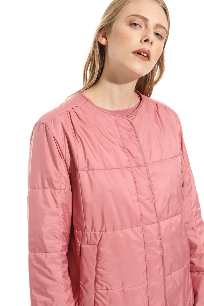 Puffer jacket with press studs Intrend Puffer jacket with press studs Intrend
