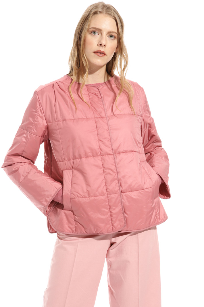Puffer jacket with press studs Intrend Puffer jacket with press studs Intrend
