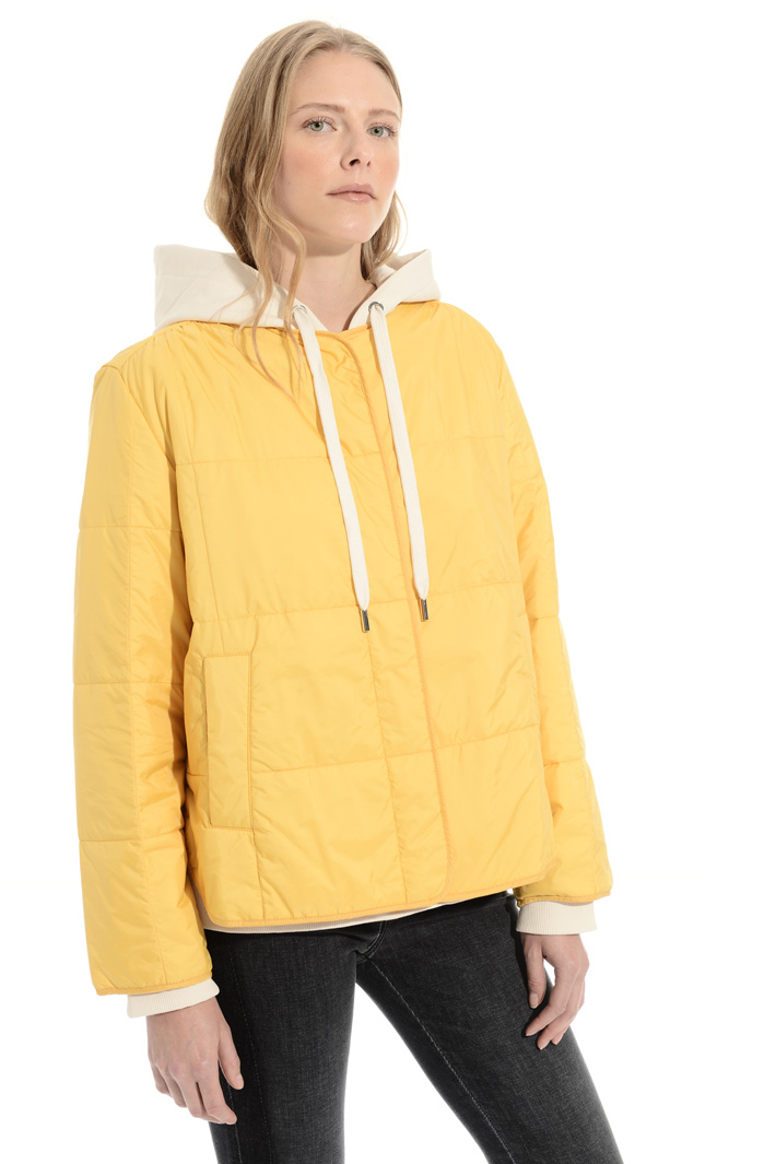 Puffer jacket with press studs Intrend Puffer jacket with press studs Intrend