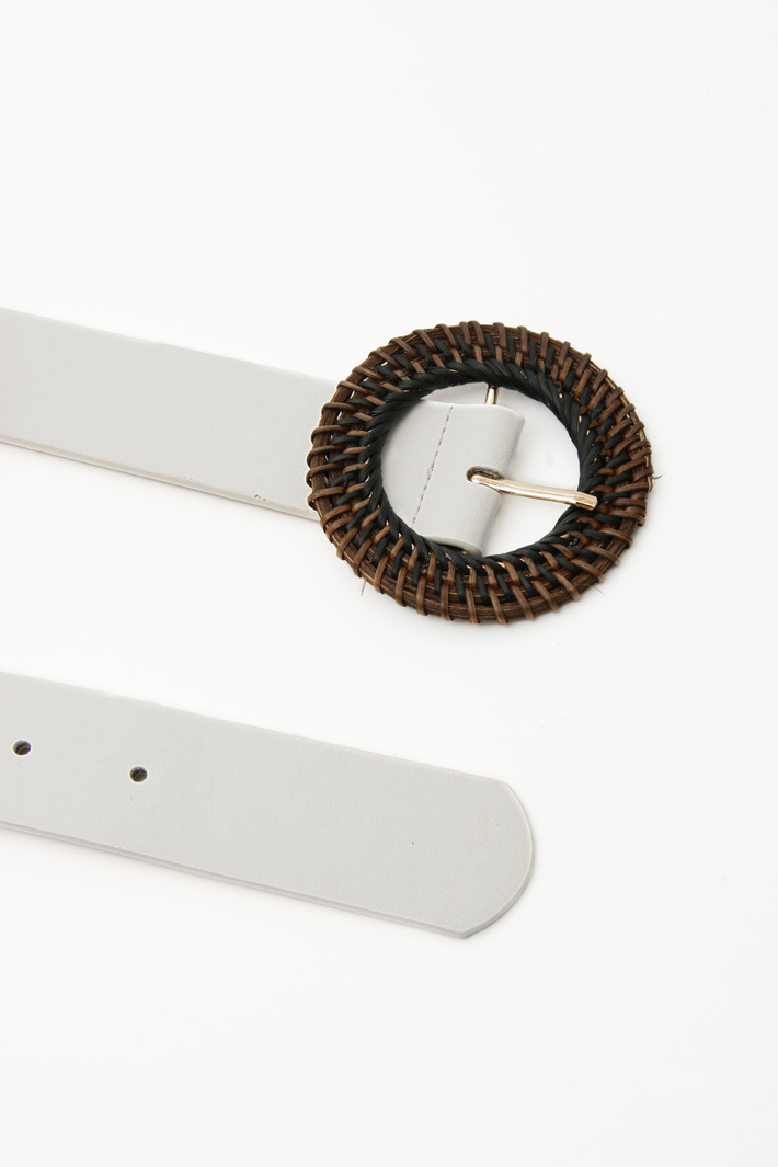 Faux leather belt Intrend Faux leather belt Intrend