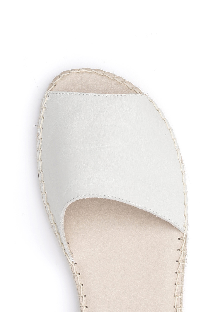 Leather sandals Intrend Leather sandals Intrend