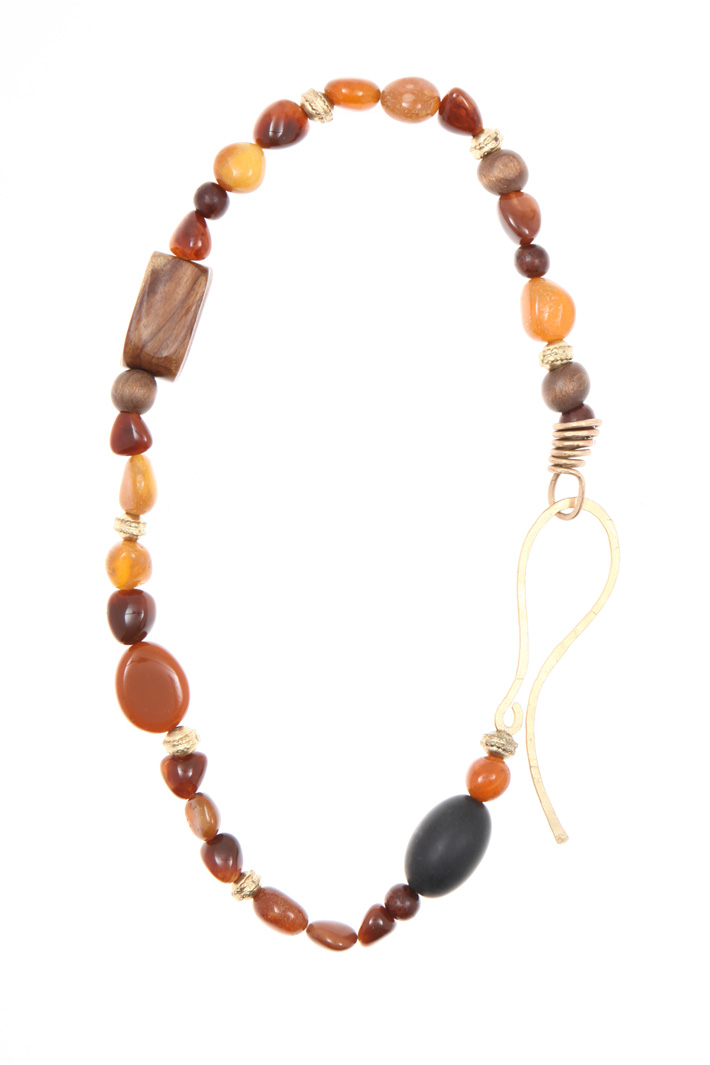 Necklace with mix of stones
Intrend Necklace with mix of stones
Intrend