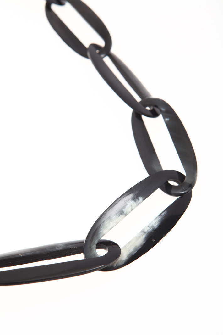 Long horn necklace
Intrend Long horn necklace
Intrend