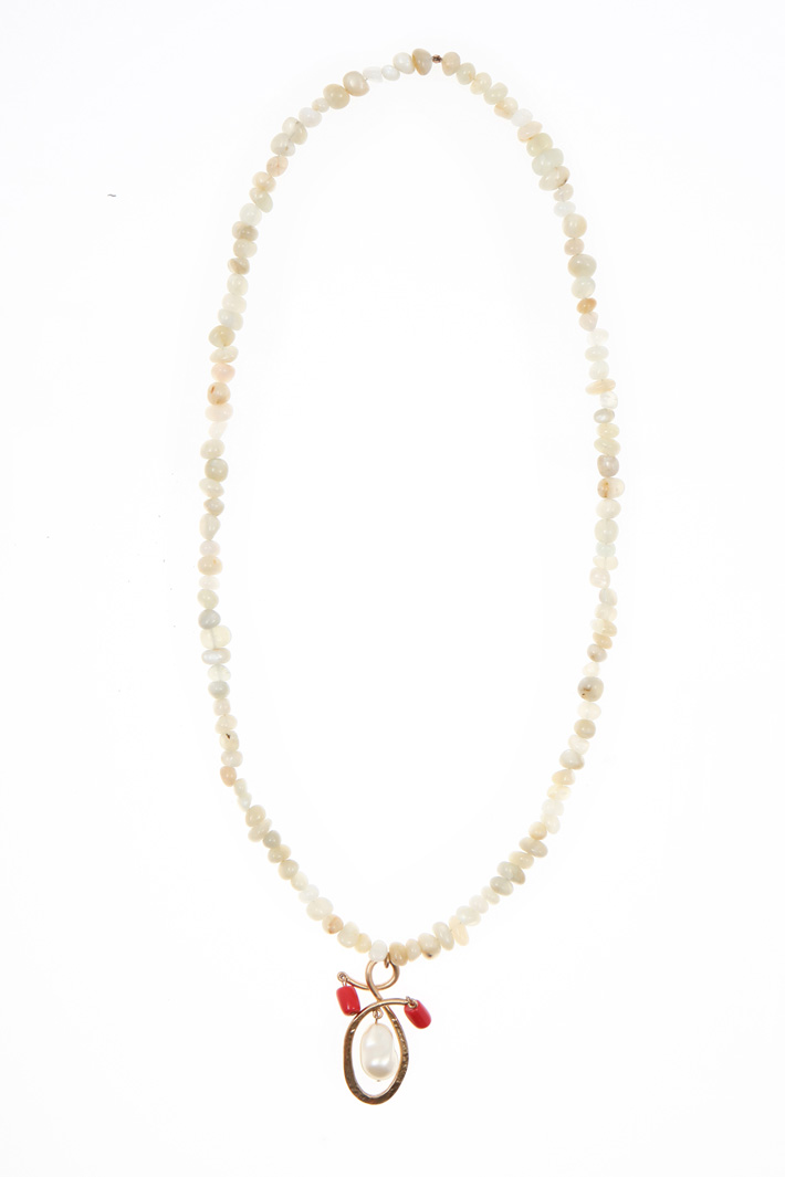 Necklace with stones and pendant
Intrend Necklace with stones and pendant
Intrend