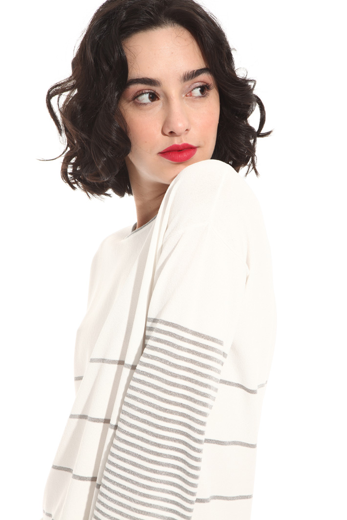 Viscose yarn sweater Intrend Viscose yarn sweater Intrend