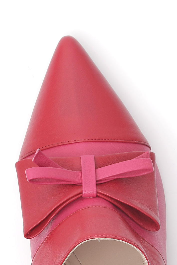 Sabot with macro bow
Intrend Sabot with macro bow
Intrend