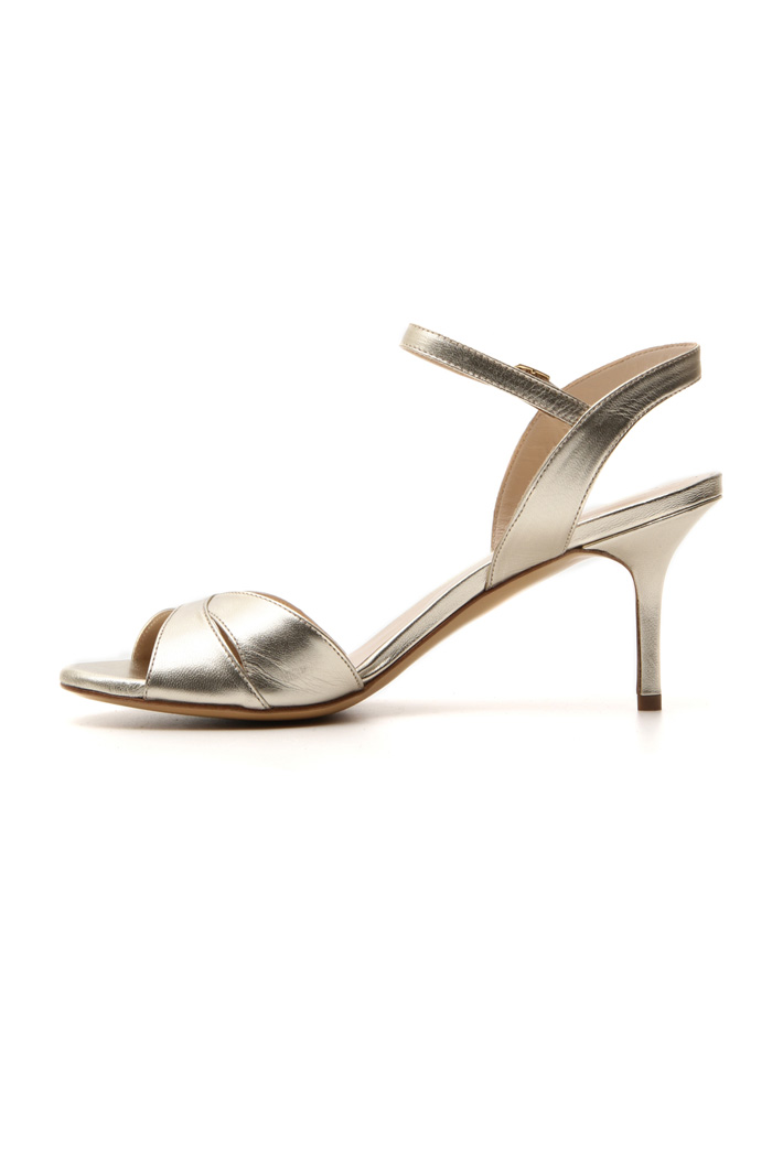 Leather sandals Intrend Leather sandals Intrend