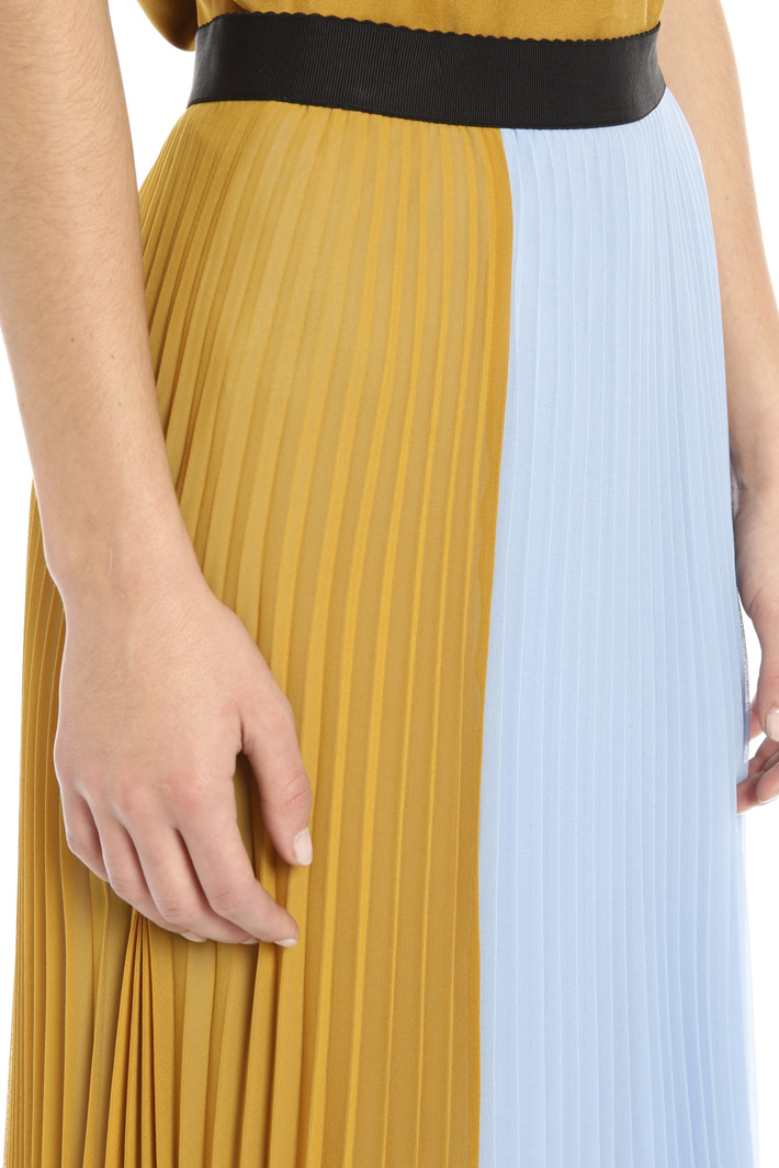 Pleated skirt Intrend Pleated skirt Intrend