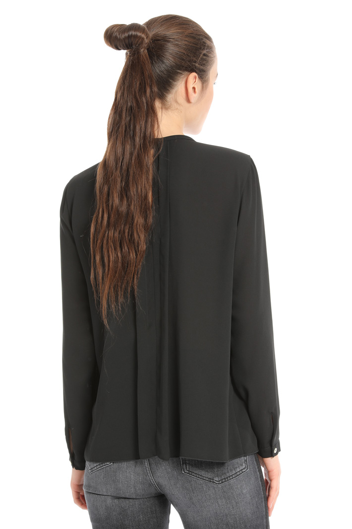 Pleated blouse Intrend Pleated blouse Intrend