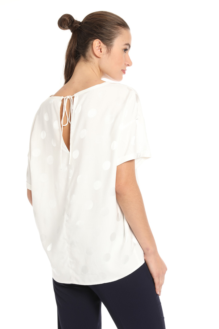 Jacquard viscose blouse Intrend Jacquard viscose blouse Intrend