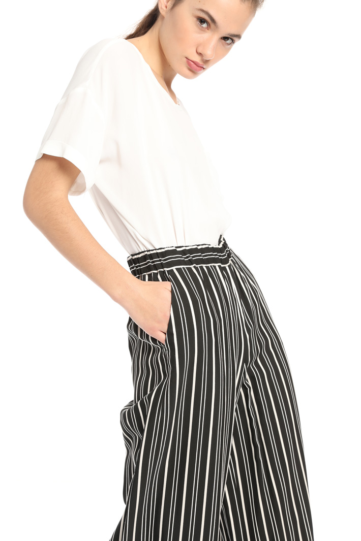 Fluid viscose trousers Intrend Fluid viscose trousers Intrend