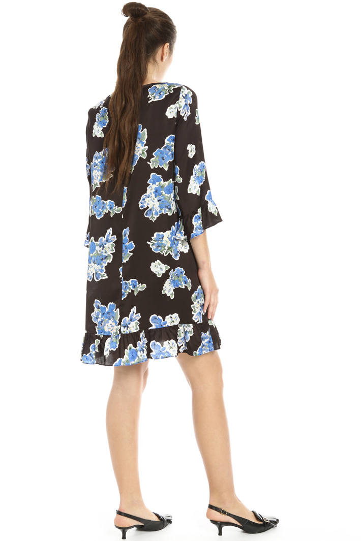 Viscose satin dress Intrend Viscose satin dress Intrend