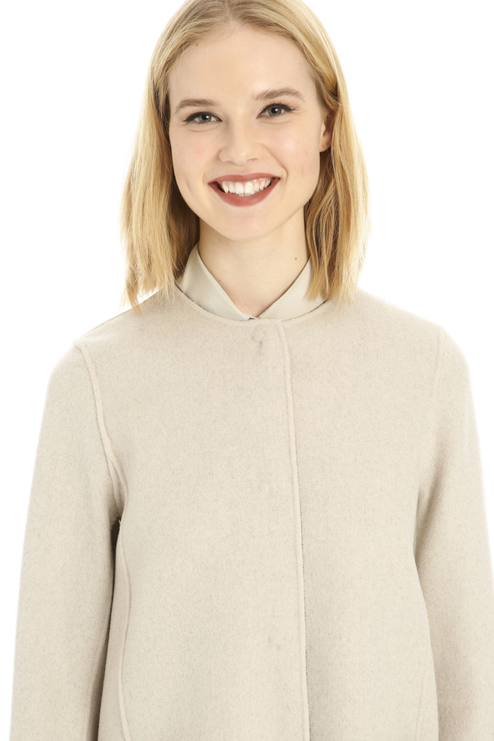 Cappotto morbido in lana Intrend Cappotto morbido in lana Intrend