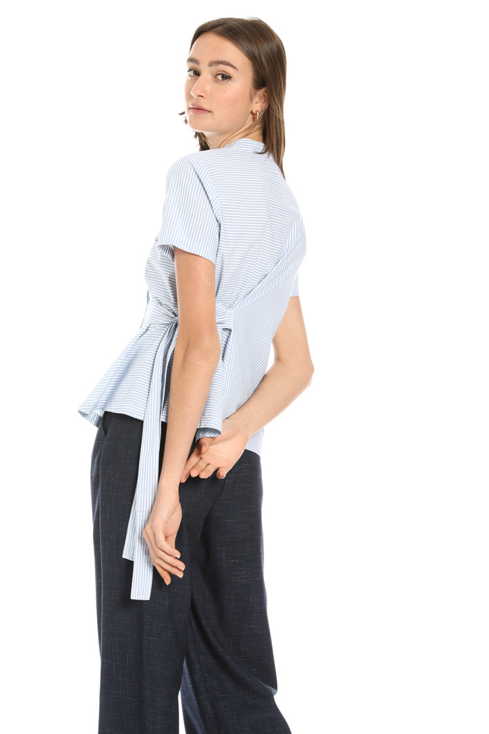 Belted cotton shirt Intrend Belted cotton shirt Intrend
