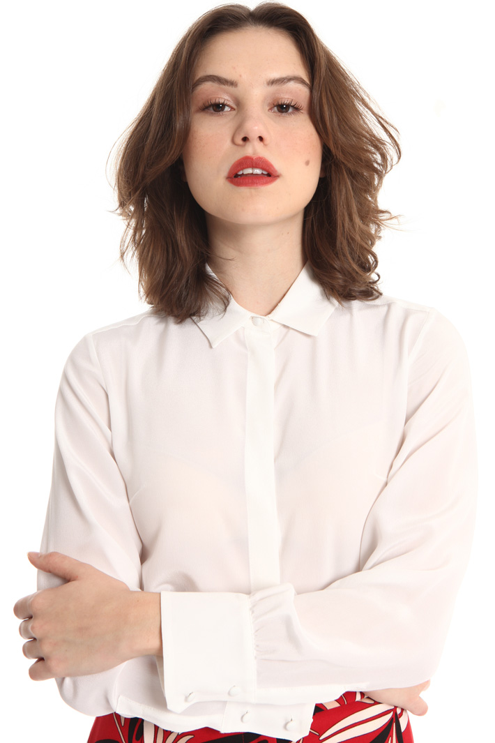 Long sleeve silk shirt Intrend Long sleeve silk shirt Intrend