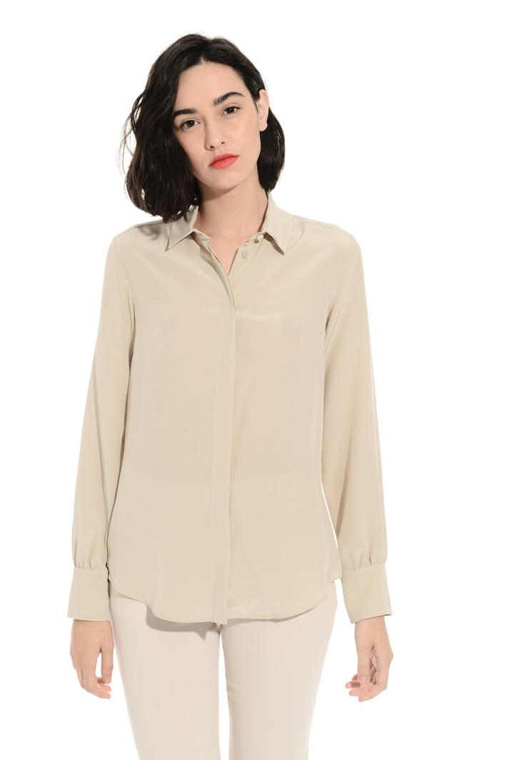 Long sleeve silk shirt Intrend Long sleeve silk shirt Intrend