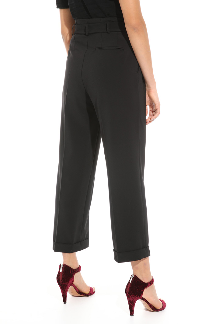 Belted cropped trousers Intrend Belted cropped trousers Intrend