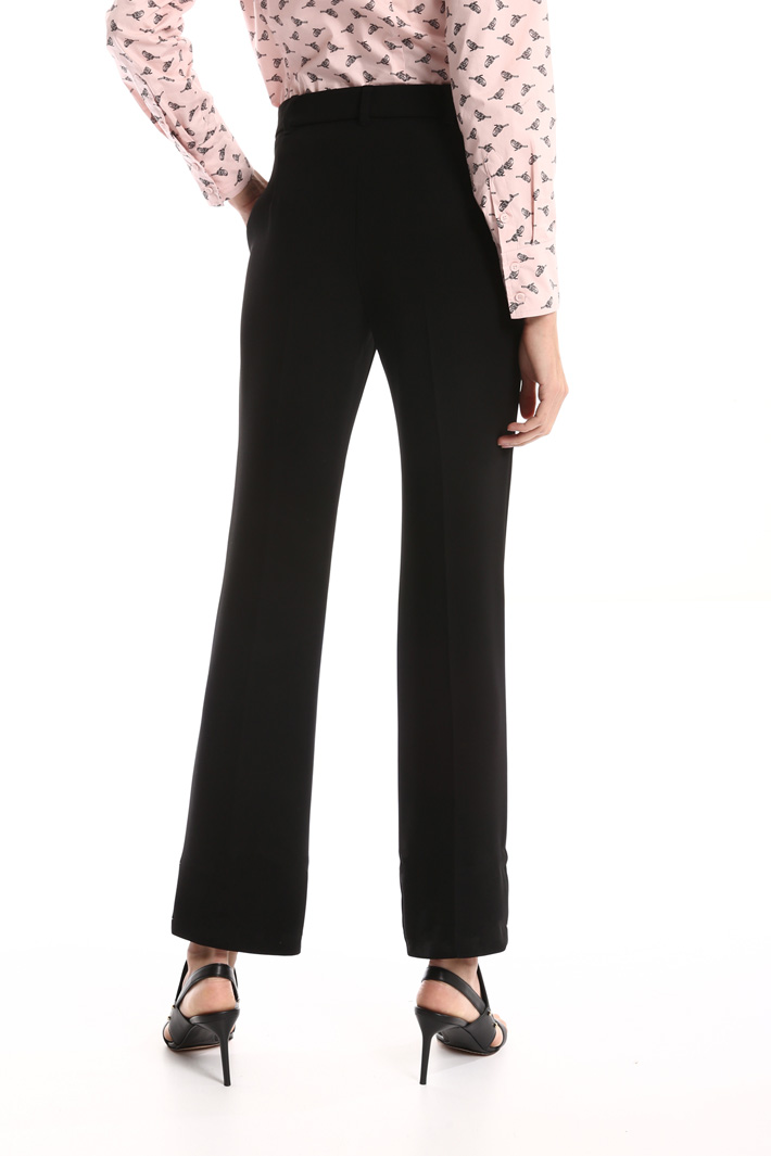 Crepe fabric trousers Intrend Crepe fabric trousers Intrend
