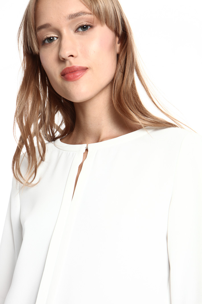 Tunic in crepe fabric Intrend Tunic in crepe fabric Intrend