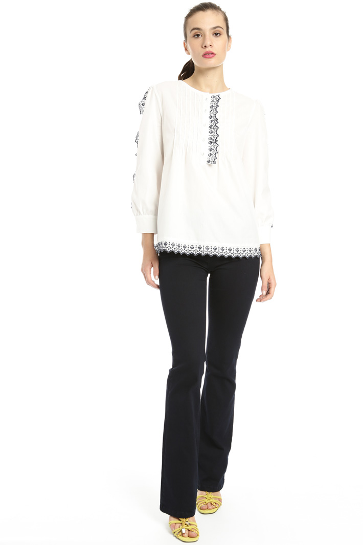 Embroidered cotton blouse Intrend Embroidered cotton blouse Intrend