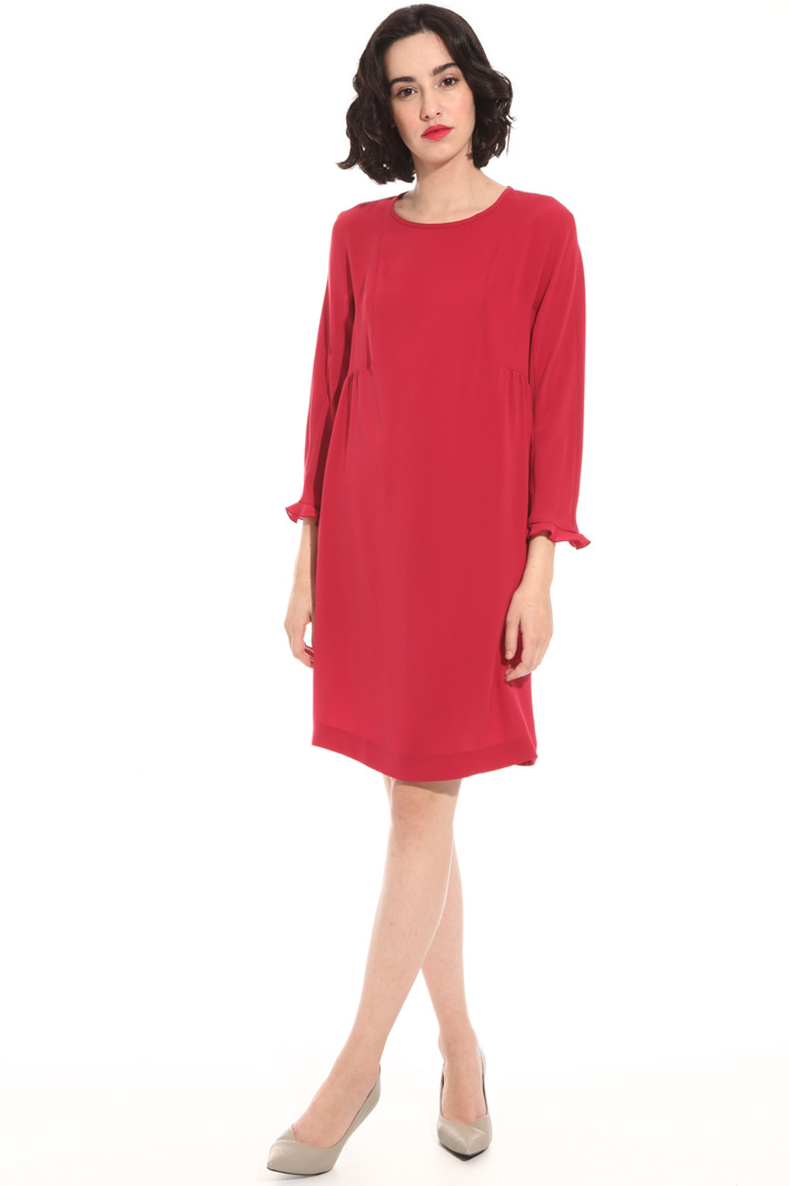 Frilled sleeve crepe dress Intrend Frilled sleeve crepe dress Intrend