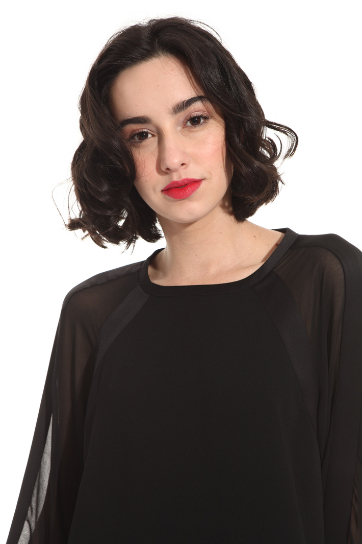 Short dress in crepe fabric Intrend Short dress in crepe fabric Intrend