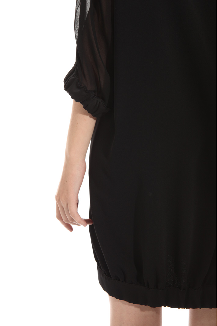 Short dress in crepe fabric Intrend Short dress in crepe fabric Intrend