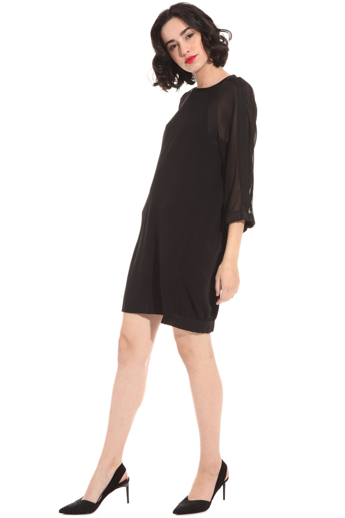 Short dress in crepe fabric Intrend Short dress in crepe fabric Intrend