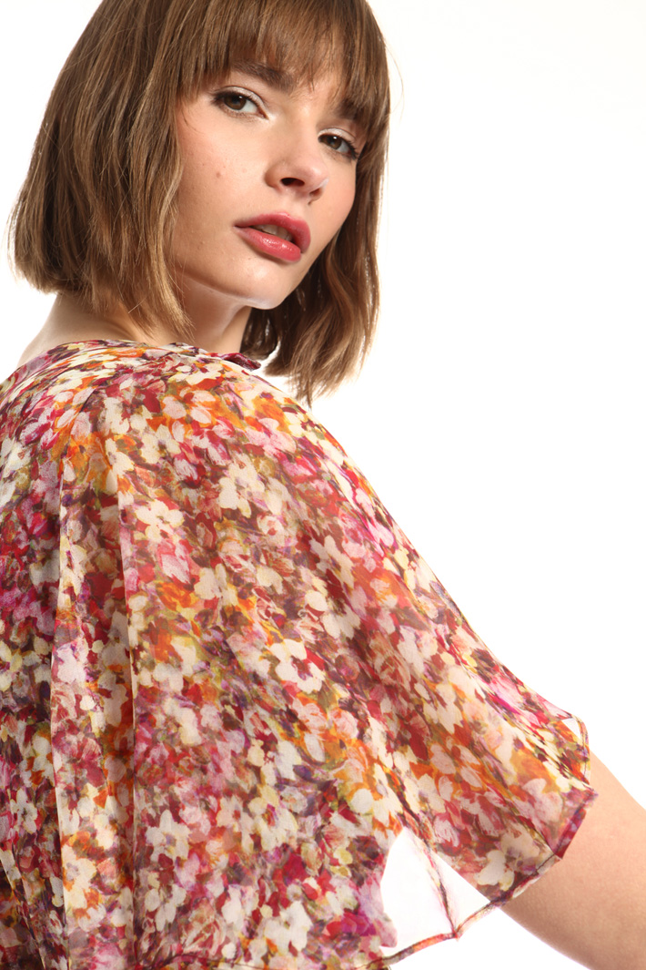 Flared sleeve dress Intrend Flared sleeve dress Intrend