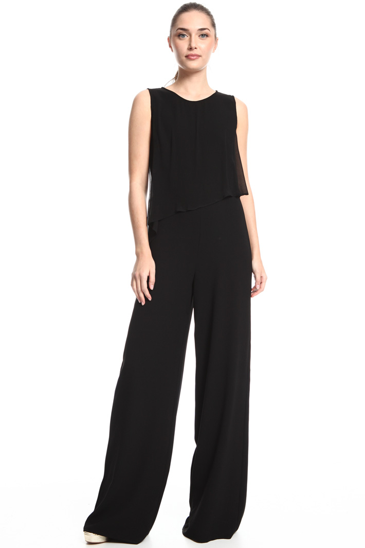 Jumpsuit in crepe fabric Intrend Jumpsuit in crepe fabric Intrend