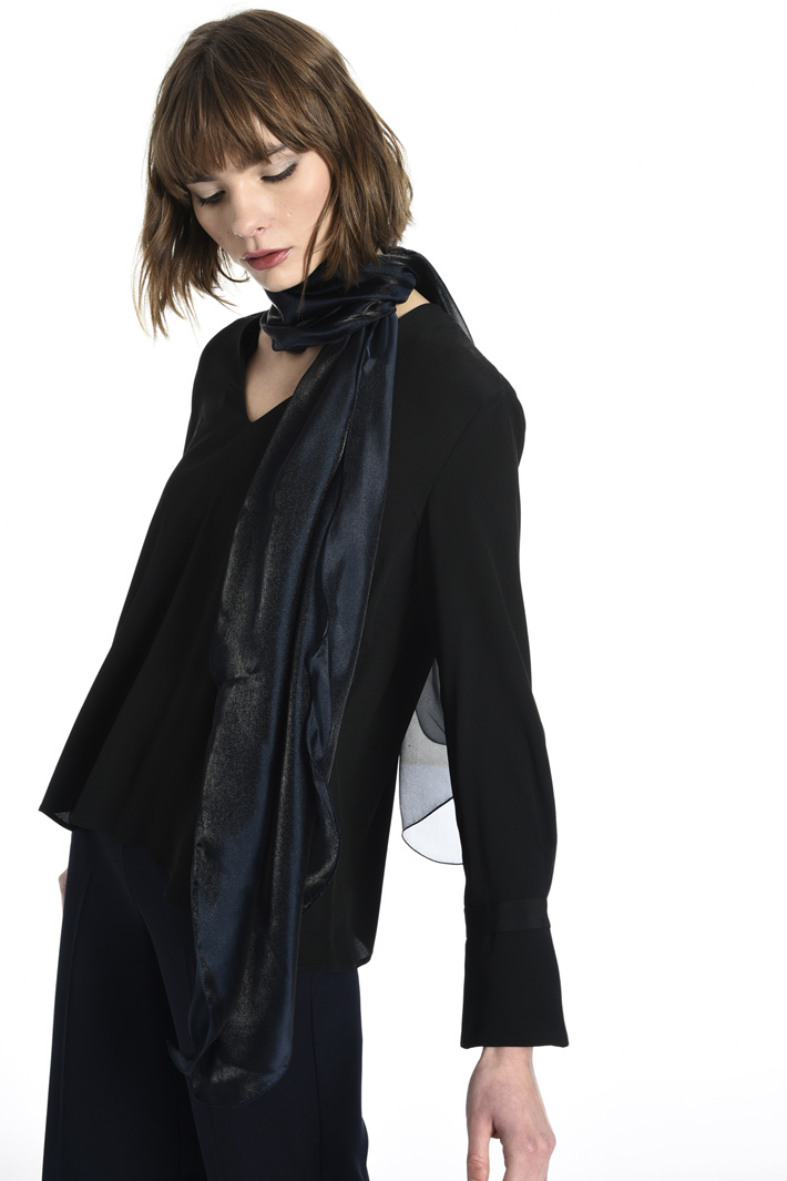 Foulard with glossy finish Intrend Foulard with glossy finish Intrend