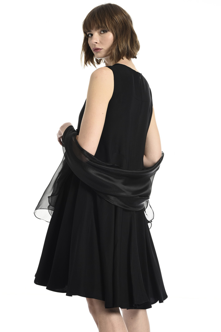 Foulard with glossy finish Intrend Foulard with glossy finish Intrend
