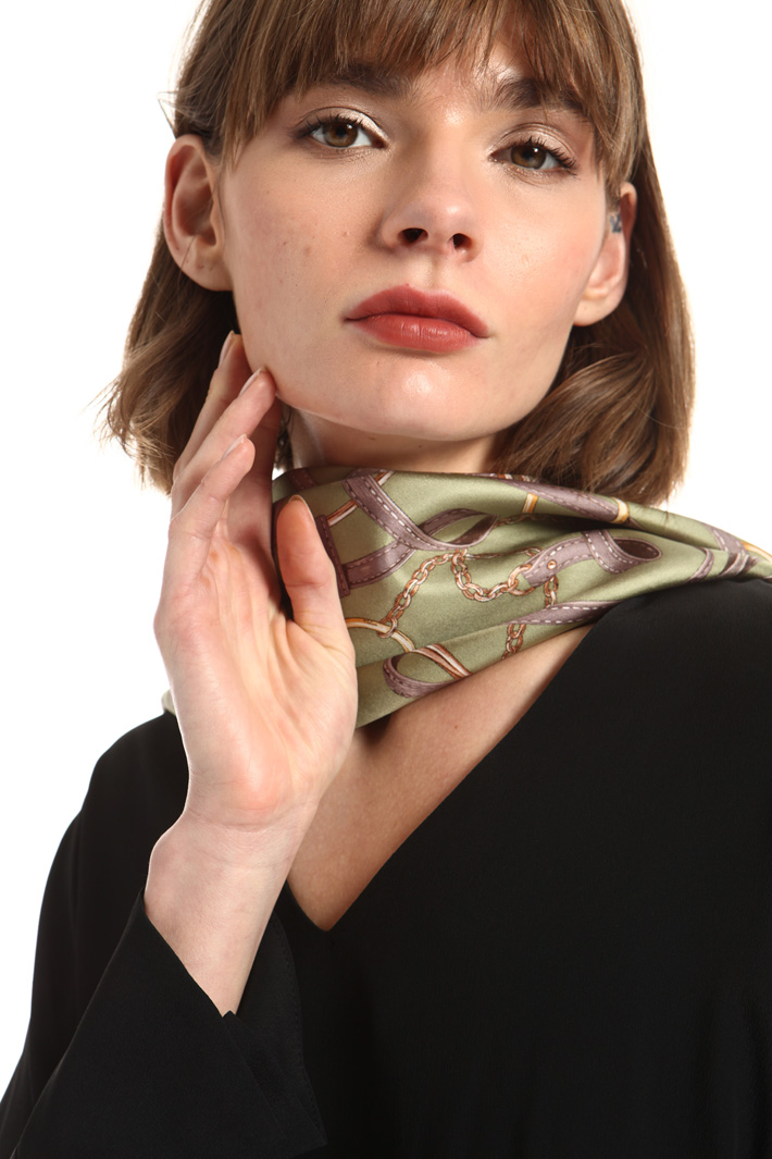 Pure silk foulard Intrend Pure silk foulard Intrend