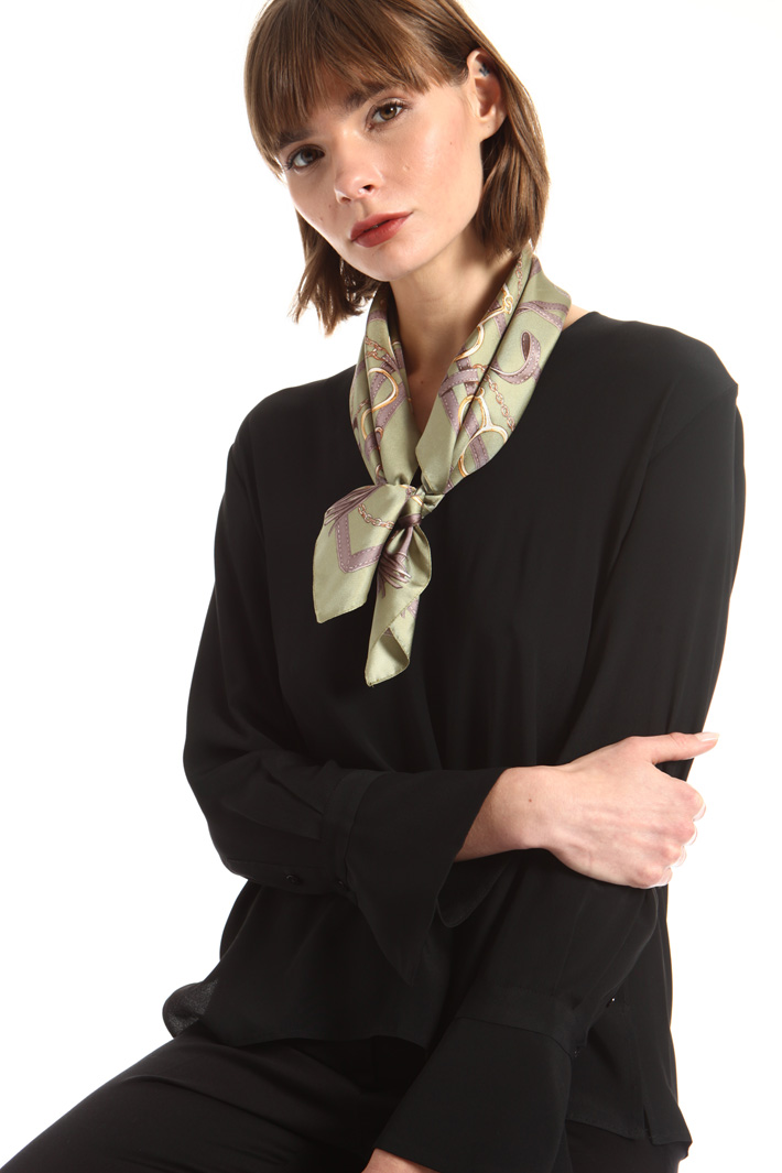 Pure silk foulard Intrend Pure silk foulard Intrend