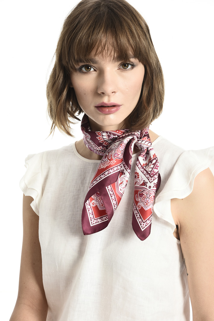Pure silk foulard Intrend Pure silk foulard Intrend