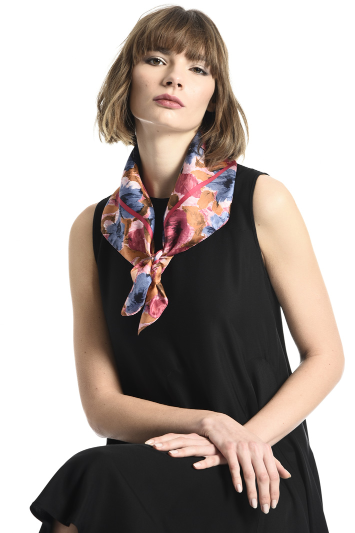 Pure silk foulard Intrend Pure silk foulard Intrend