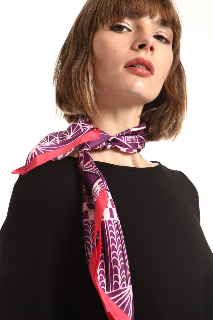 Pure silk foulard Intrend Pure silk foulard Intrend